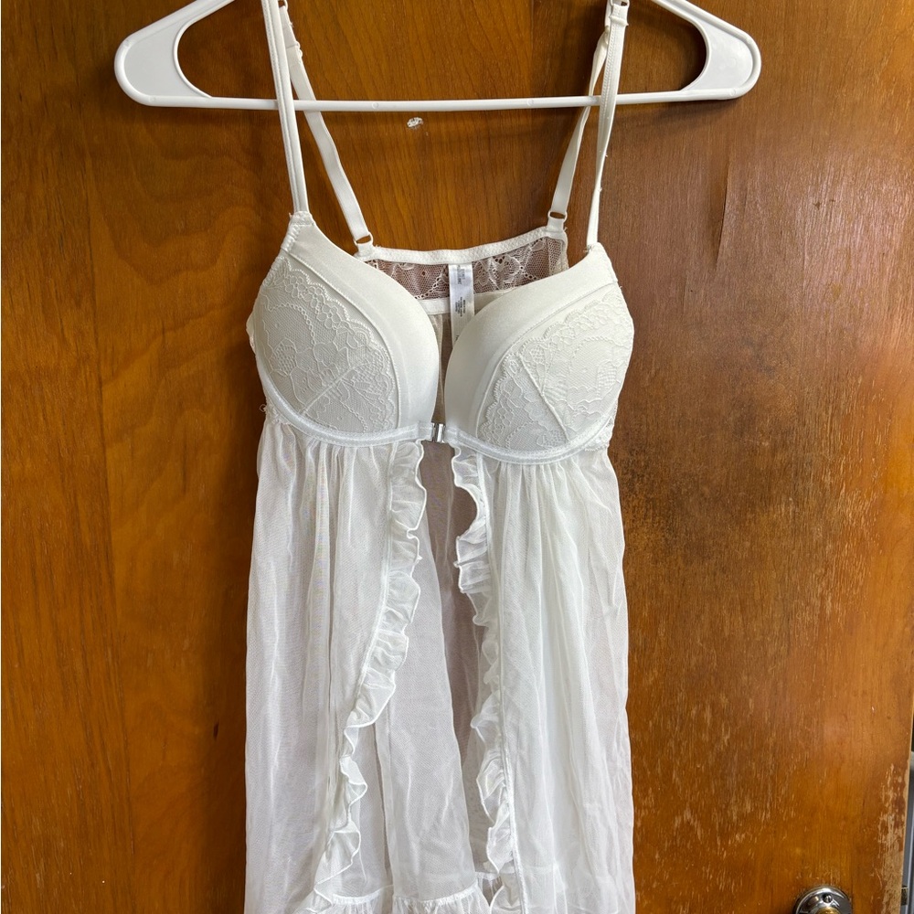 Elegant White Lace Babydoll Lingerie